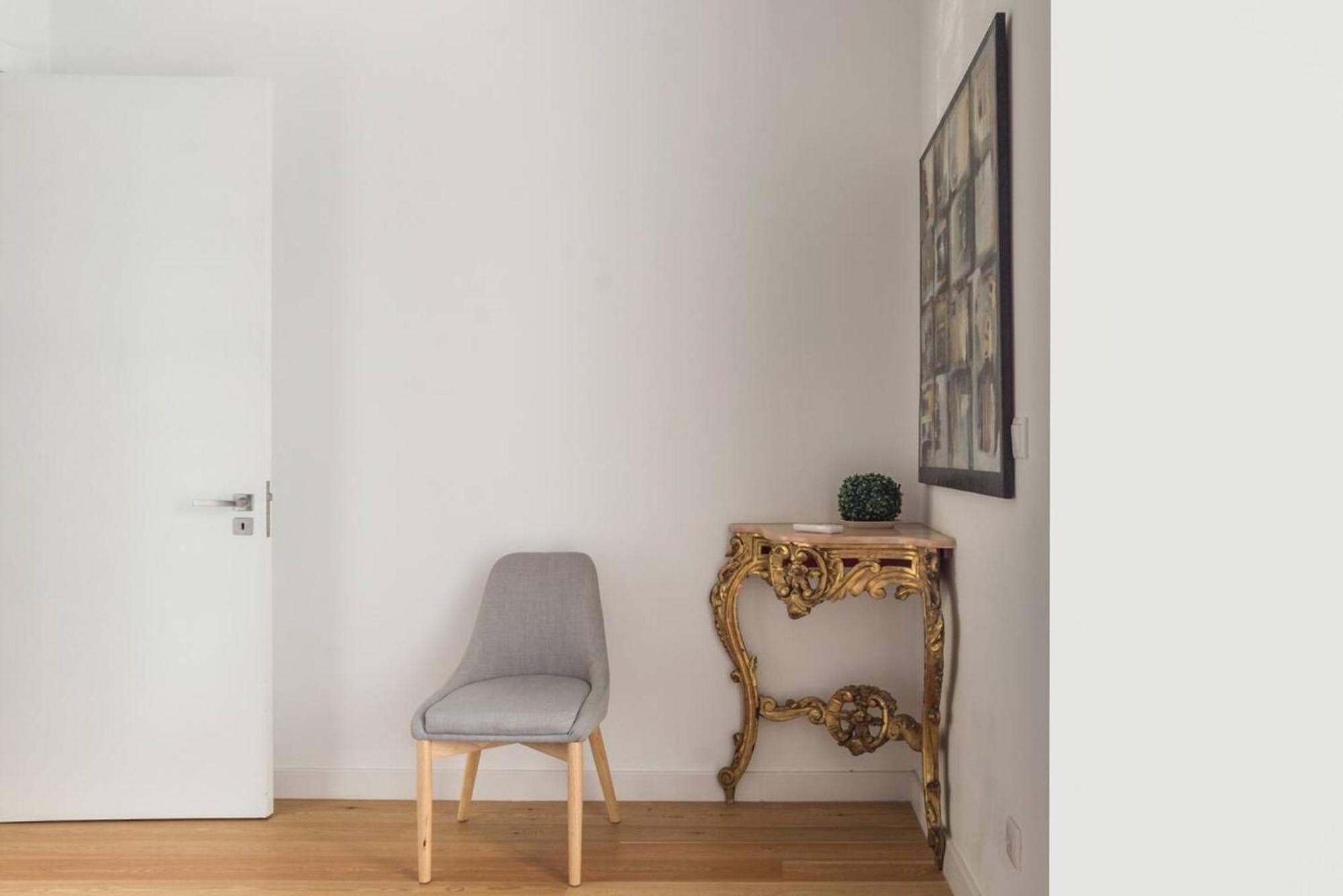 Spacious In With Terrace And Free Netflix Lisbon